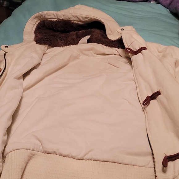 Sweatshirt - Picture 2 of 3